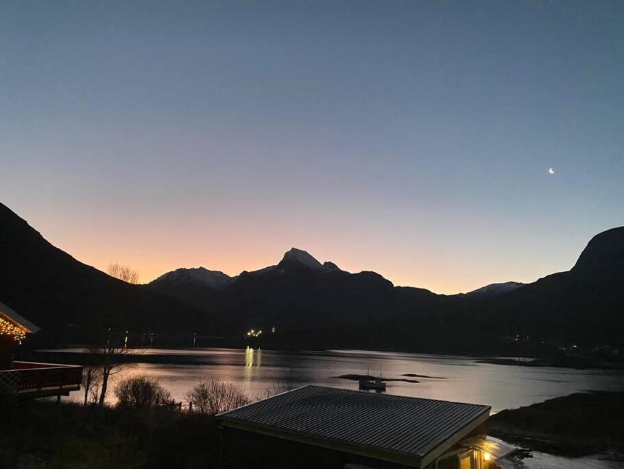 Sjarmerende Anneks I Sigerfjord, Vesteralen ソルトラン エクステリア 写真